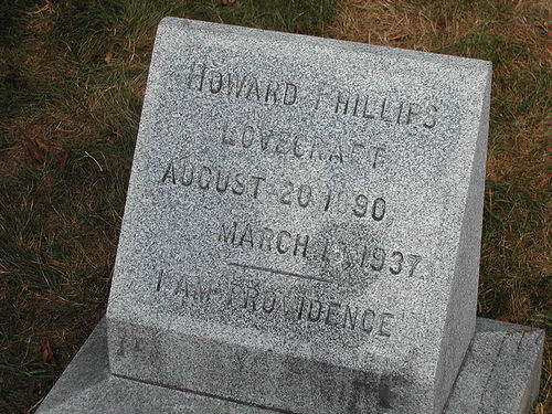 HP Lovecraft Grave