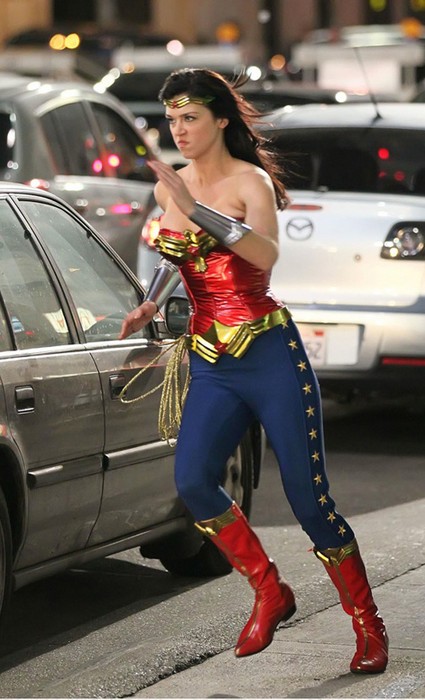 Wonder Woman In Motion