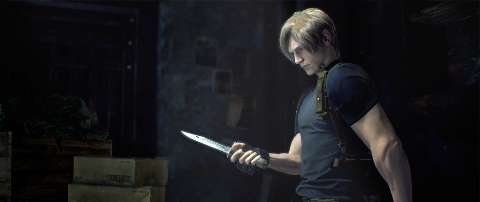 In a screenshot from Resident Evil 4, Leon considers a gigantic knife.